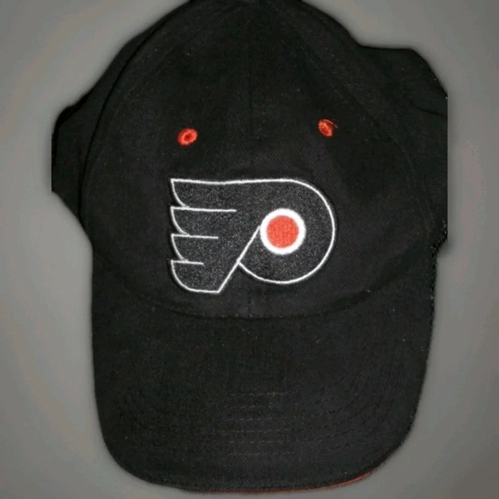Philadelphia Flyers Slouch Style‎ Cap One Size Made By Dakota